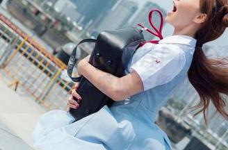 BoLoli菠萝社 – 免费照片！随王语纯办公室，轻松突破无趣职场