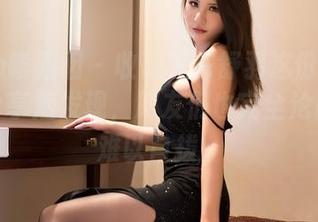 Feilin嗲囡囡 – 收藏了陈舒羽这份制服图包，分享后发现，朋友们也完全沦陷了，难以自拔。