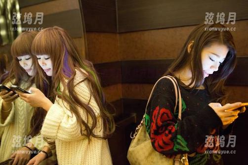 TuiGirl推女郎 - 胡允儿的美脚从此在图库横行，你见过高清的“脚气”吗？