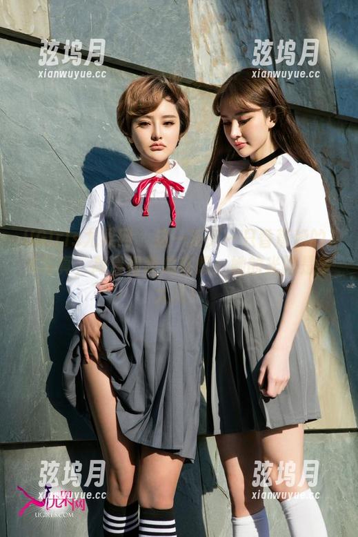 UGirls尤果网 - 这一系列一只香蕉船的JK写真，高清得我总在想，她的光圈是多大啊！