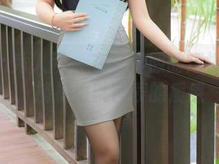Xiuren秀人网 – 在李梓熙的短裤私拍里，捕捉难以言表的质感