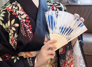 Xiuren秀人网 – 原图一出，沈蜜桃miko这女孩给我超多想象空间