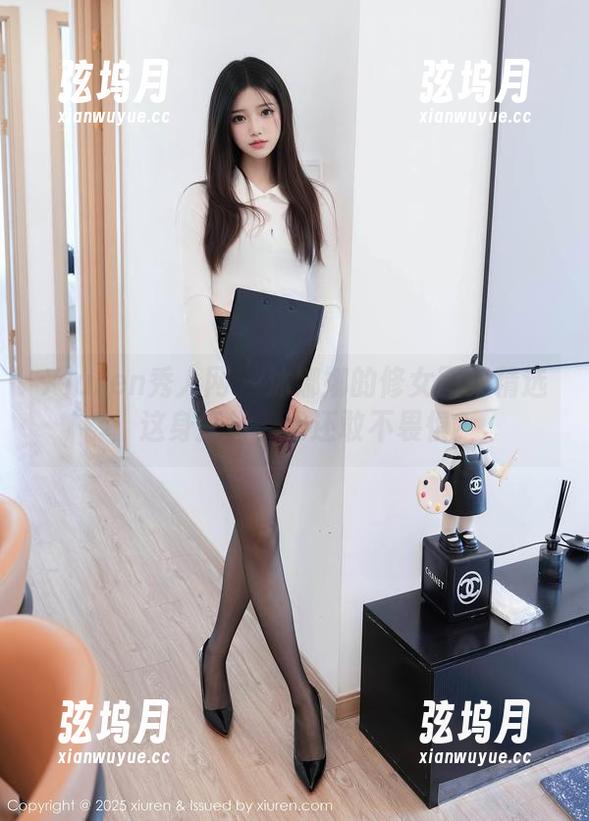 Xiuren秀人网 - 沐娜娜的修女图集精选：这身打扮，谁还敢不畏惧？