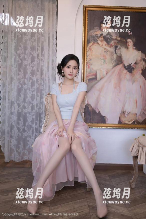 Xiuren秀人网 - 如果你以为王馨瑶Yanni的眼镜只是框架，那你可能要看看这些壁纸，意外的重口味。