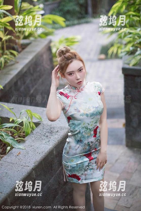 Xiuren秀人网 - 谢小葱：全套美腿养成记，腿部自带光环