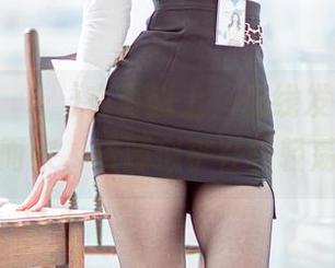 Yebin(전예빈)在游艇上，在线发布的灵感随波而来，资源似乎在轻轻荡漾。