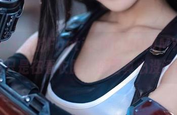 aqua水淼的Fantia-MCMOMMY：难道我只是在看衣服？原图真心没话说。