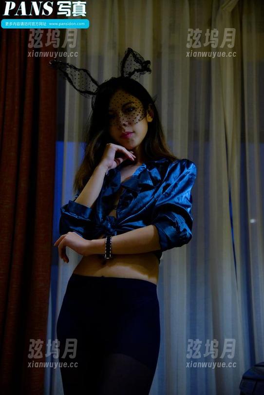pans - 观看小青“妹妹”的作品，让人不自觉想多想几分钟？