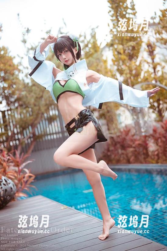 冲田凛花rinka的定制写真，Nino中野二乃：穿越二次元的快感，别吐嚏！
