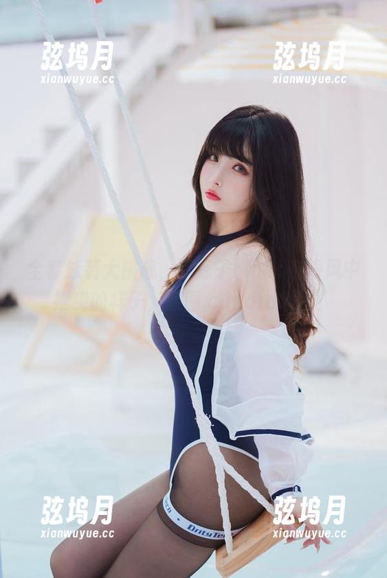 全套泳装大挑战，凉凉子rioko在海风中摇曳的样子，原图.candid现场！