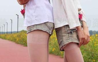 初夏女神 – 要看腿，就找依依的资源，瘦到飞起的那种！