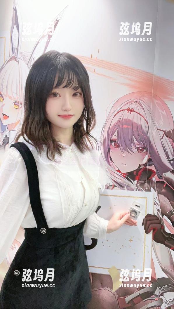 无意间瞥见千阳快起床的私拍，利兹居然有这些隐藏特质…