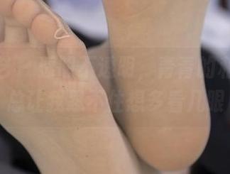 南国足艺 – 透明不透明，青青的私房美图总让我忍不住想多看几眼