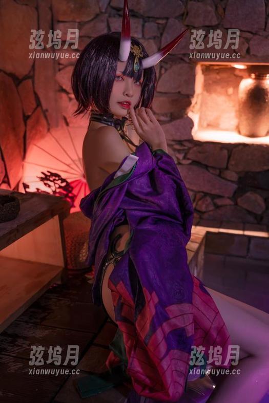 可可老师的办公室，居然藏着整个合集的故事？