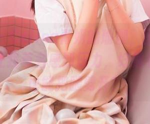 嗲囡囡 – Celina青妍的瑜伽,图库里的优雅,让我莫名感到压力,好像有一天我也能把腿劈开?