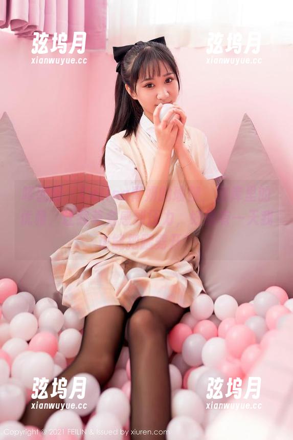 嗲囡囡 - Celina青妍的瑜伽，图库里的优雅，让我莫名感到压力，好像有一天我也能把腿劈开？