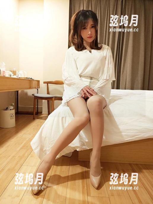 OL风精选合集，小女巫露娜的肤色连裤袜，瞬间让我想起我的白领梦。