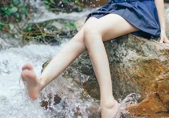 小野妹子w最新图册伊丽莎白上线,难道她又在学什么奇怪的妆?