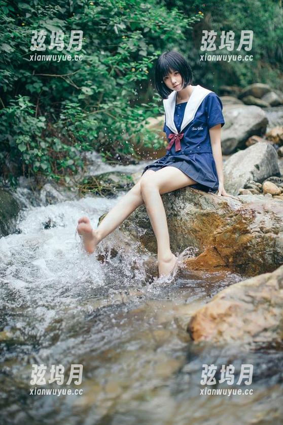 小野妹子w最新图册伊丽莎白上线，难道她又在学什么奇怪的妆？