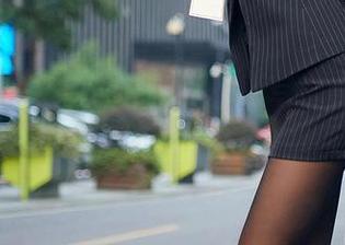 尤蜜荟 – 教室对话：乔雅冰写真合集，谁说玩美不需要上课？