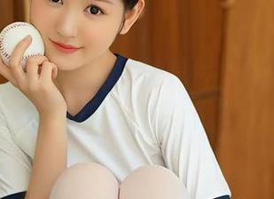尤蜜荟 – 看！田冰冰的照片，吸血鬼降临，谁敢上前兑兑？