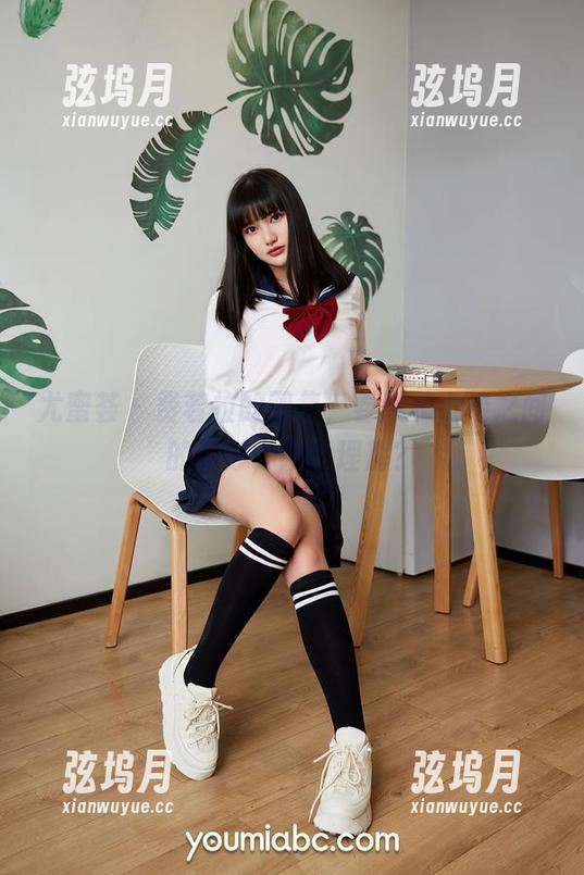 尤蜜荟-费若拉 尤蜜荟 - 费若拉的图集,春风和小楼之间的微妙,谁能理解?