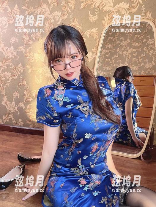 张思允nice 微密圈 - 哦,免费写真来了张思允nice镇守职场的职业装,想搭配一条围巾吗?完全的不搭嘎!