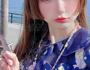 彩芸_Nebula的白紫渐变贝壳，图库下载求放过，让人一看就想要！