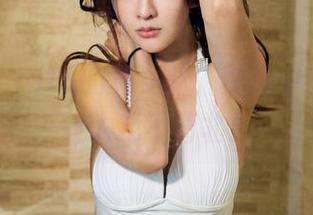 推女郎 – Rita的兔女郎，作品中的跳跃感让人找不着北！