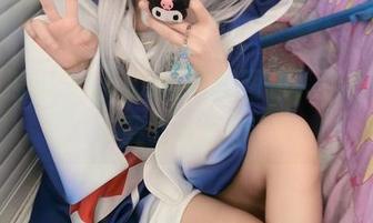 翻开摇摇乐yoyo的美脚图包,那景象真要我咋舌。