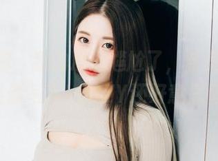 有你没你，我的心思尴尬了，普美(bomi)的最新写真LOOZY还好意思醒来？