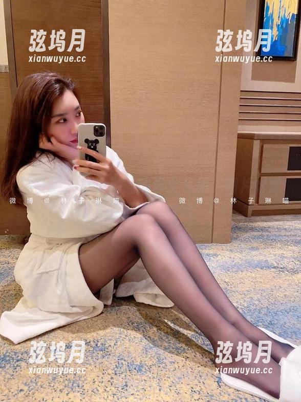 林子琳喵 微密圈 - 林子琳喵的修女私拍,图片好像在低语,哈哈