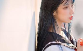 果咩酱w2021圣诞美图合集——明明应该欢乐，却有点神秘…
