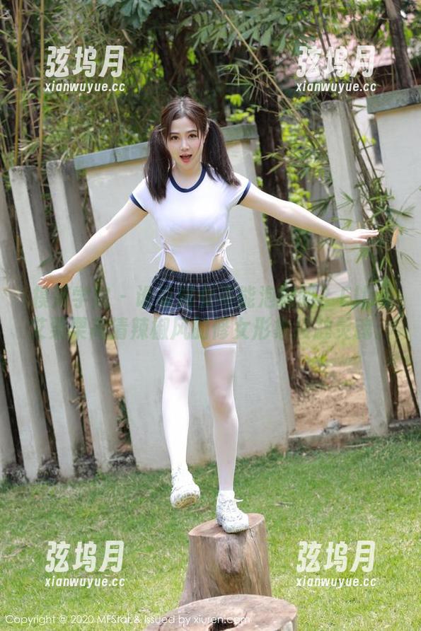 模范学院 - 谁说修女不能泡咖啡？Ellie艾栗栗高清辣椒风的修女形象接触灵魂。