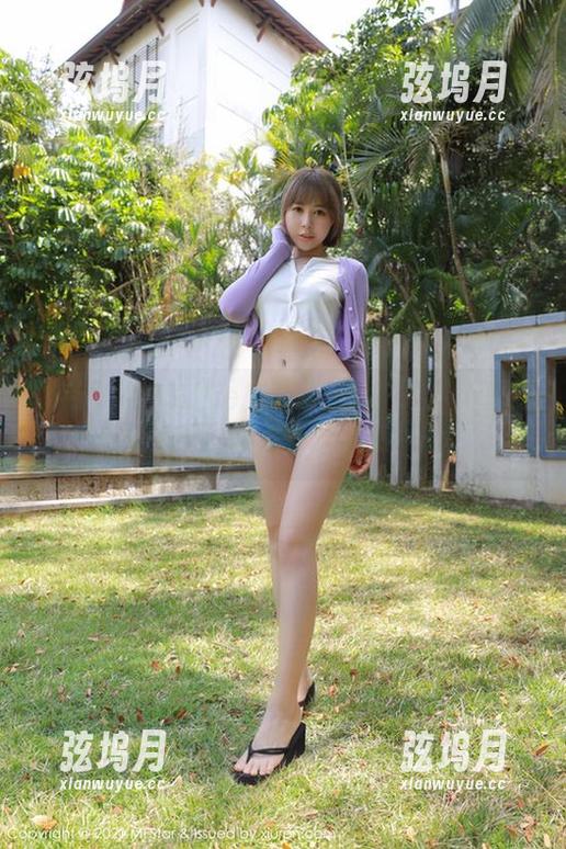 模范学院 - Ellie艾栗栗的制服展示：原图直击心灵，精选却给人又一击！