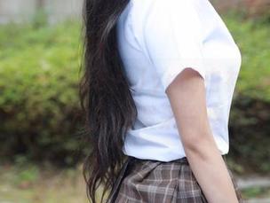 模范学院 – 艾莉Evelyn的白衬衫系列，终于免费开放！赶紧来一睹风采吧！