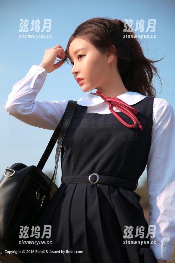 波萝社 - 当夏美酱遇上毛衣：一场作品集的绣花针对针，快来下载吧！