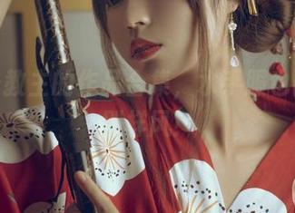 白易子教主的作品合集,水手服也能穿出别样风!