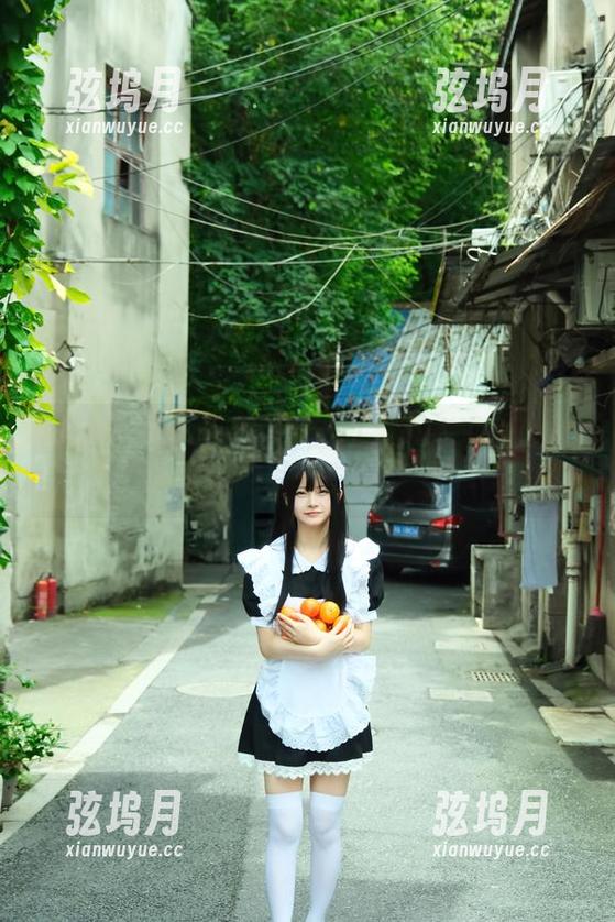 白莉爱吃巧克力 就让白莉爱吃巧克力的自拍带你进入别样的写真时刻