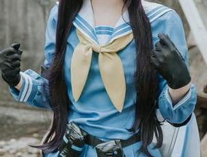 明日香来了，拍了个高清分享，白莉爱吃巧克力好像是把魔法叫出来了？