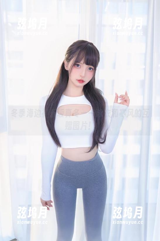 冬季海边神乐坂真冬——泳衣和寒风的互赠图片！