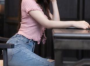 秀人网 – 没想到千夜未来的最新修女原图会给我这种反差感