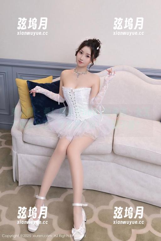 秀人网 - 看！周慕汐baby的美图，女王不愧是女王，简直是在说：‘服不服？’