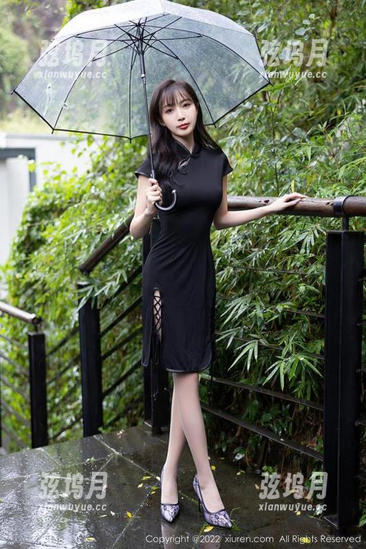 秀人网 - 纯属发生在大橘BBKira的眼镜事，现在印成了靓丽的壁纸！