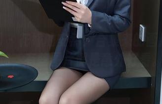 秀人网 – 花嫁的安然：合集来的画风让人迷，有些图片倒是意外好看。