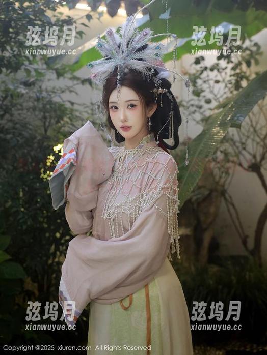 秀人网 - 尤妮丝Egg的教室：原图作品让人一秒回到课桌前