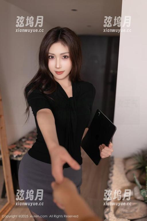 秀人网 - 林文文的私房写真展现了女王气质，我只能在一旁感叹。