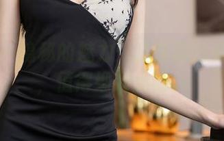 秀人网 – 隐秘的魅力：江露露的美足写真，值得细细品味。