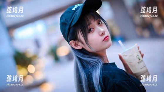 秋楚楚不秃头的定制写真，嘿～这比基尼也太适合她了吧！