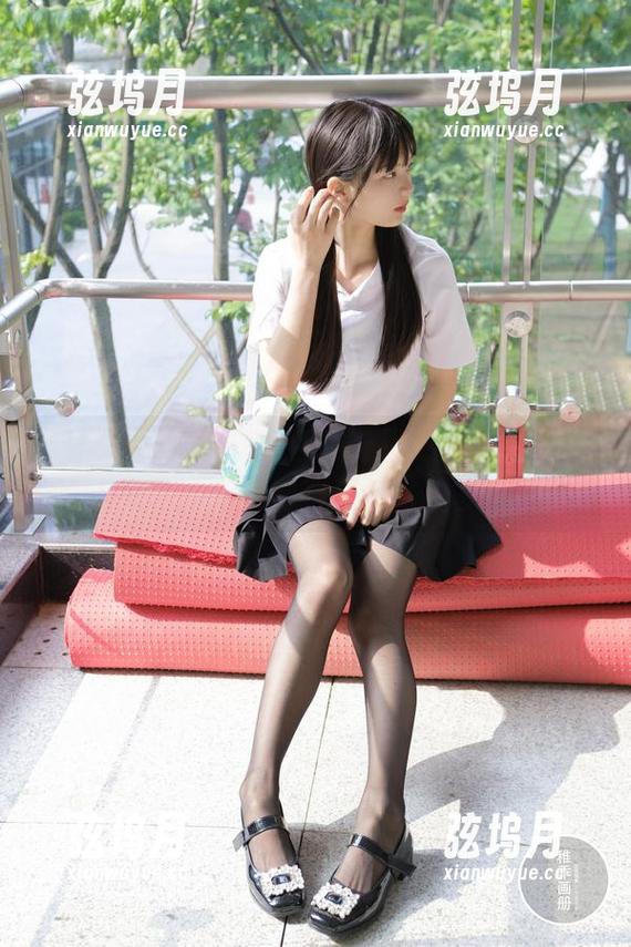 稚乖画册 - 最新赤西夜夜图册：吉他少女的音符梦游